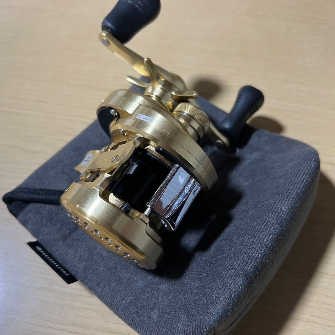【美品】SHIMANO 15CALCUTTA CONQUEST 201HG