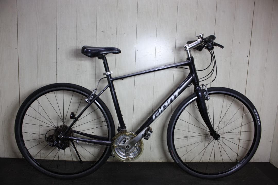 GIANT ESCAPE R3 700C 24速 500mm GREY クロス