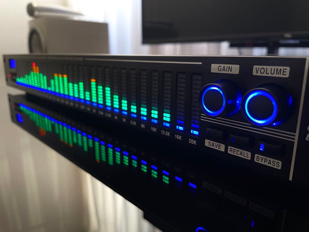 EQ31 SUB グラフィックイコライザー