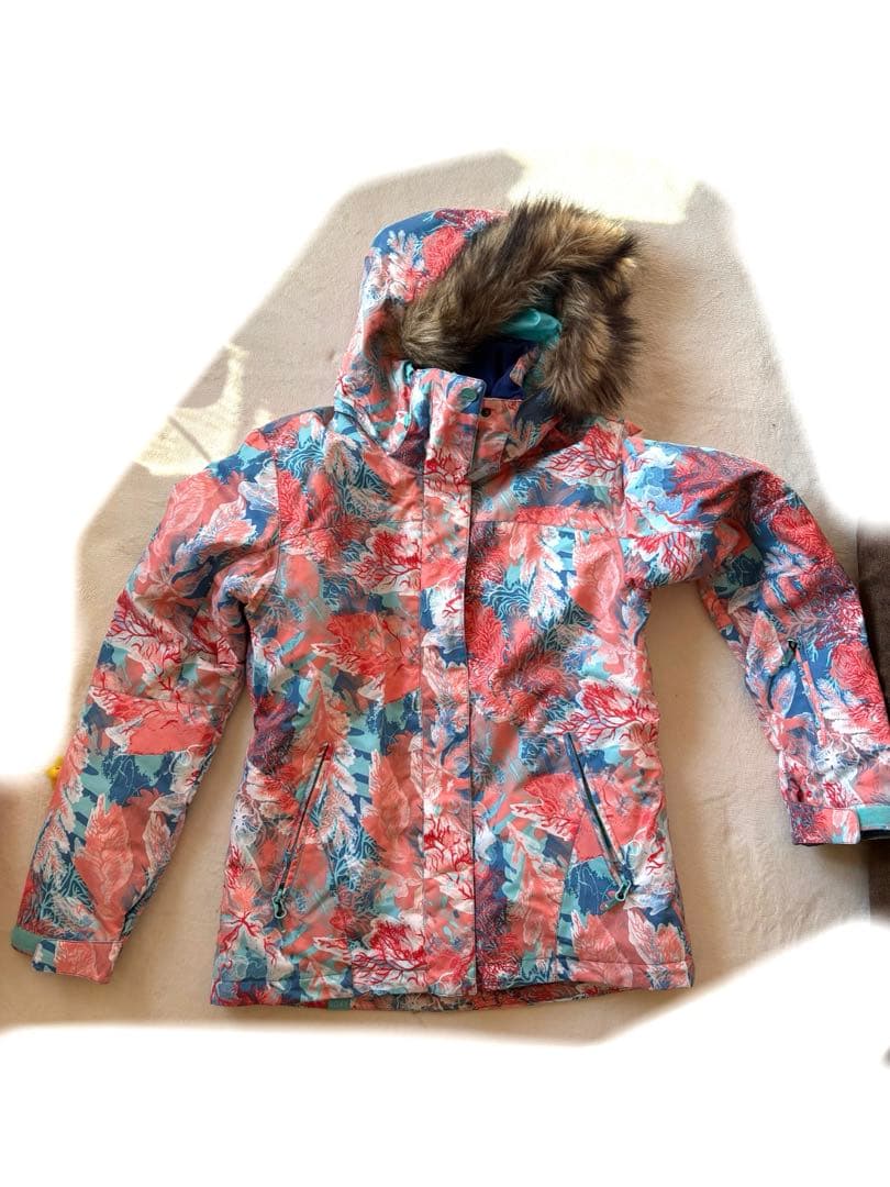 美品 サーモンピンクブルー スノボウェア女性Mサイズ