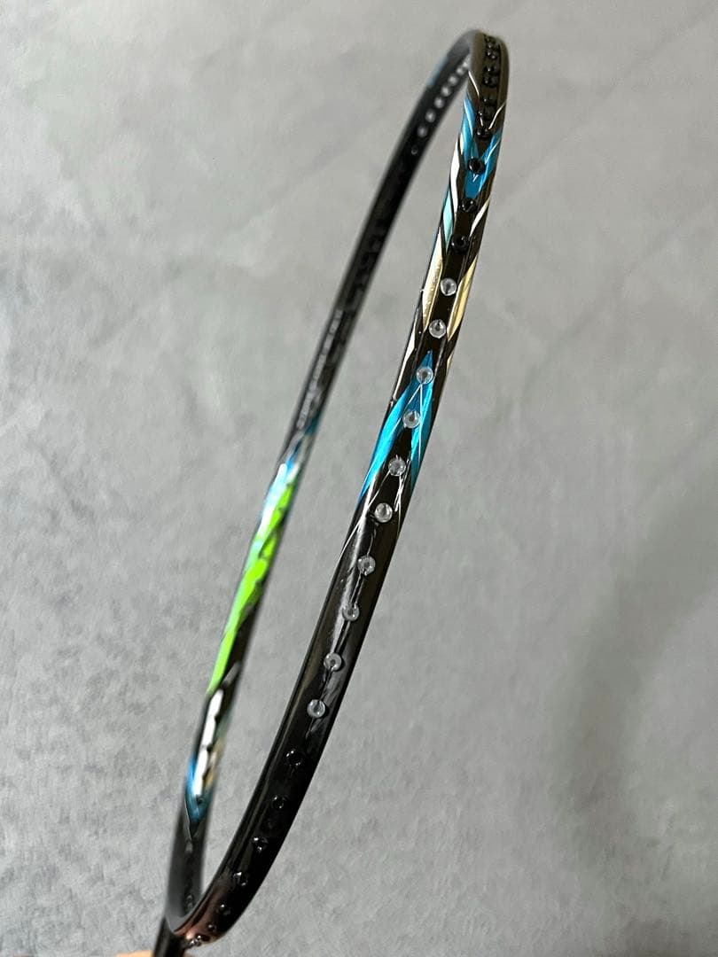 【超美品】Wilson ブレイズ SX7000 バドミントンラケット 4U5