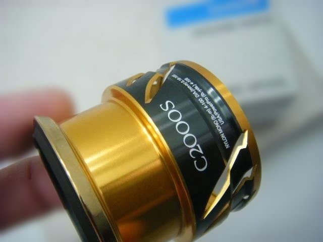 即決！◆新品！シマノ 20 ツインパワー C2000S 純正スプール◆1013F