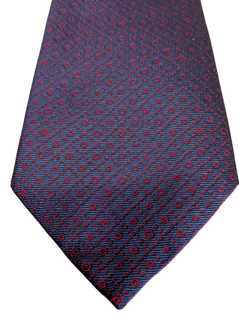 ブルガリ　最高級縫製シルク100%　セッテピエゲ　ロゴマニア　ネクタイ