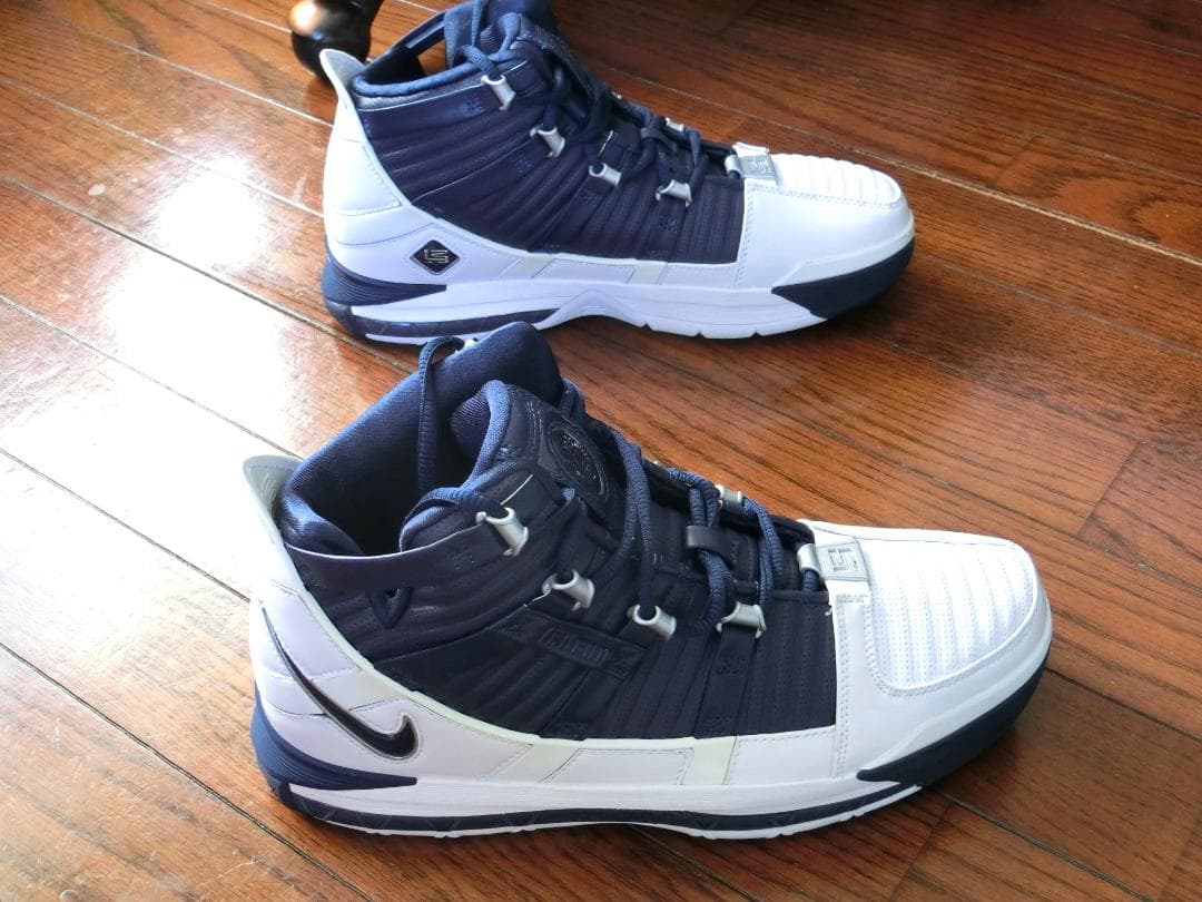 美品 NIKE ZOOM LEBRON Ⅲ QS ナイキ ズーム レブロン
