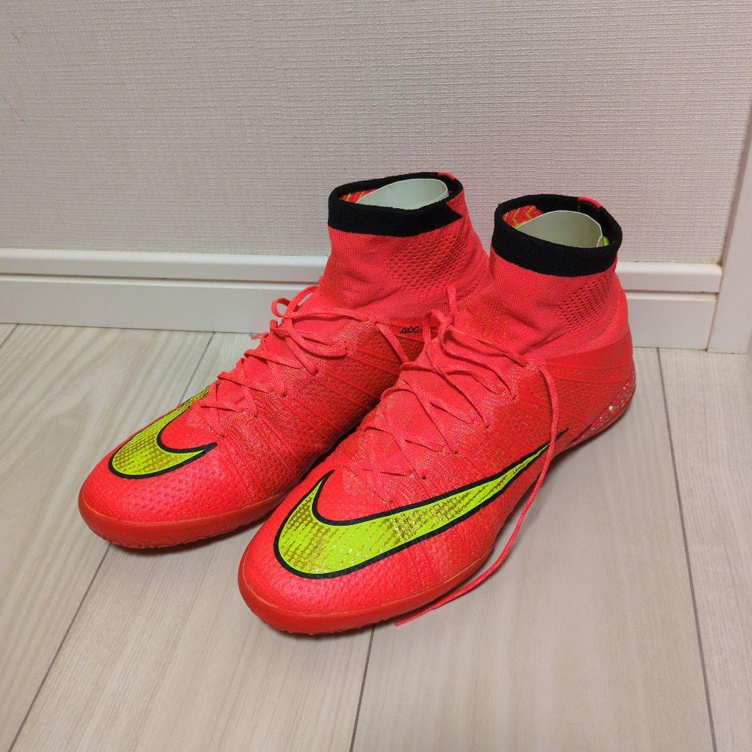 Nike マーキュリアル IC