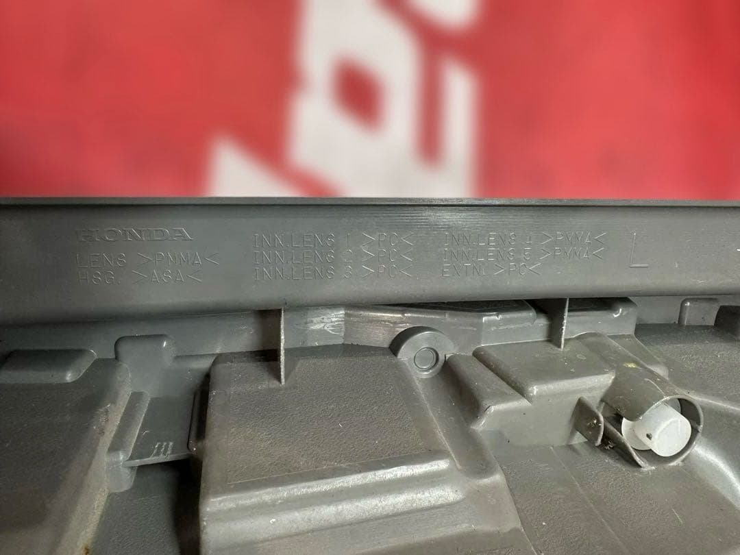 ホンダ ステップワゴン 【RK5 後期】左右 純正テールランプ ASSY