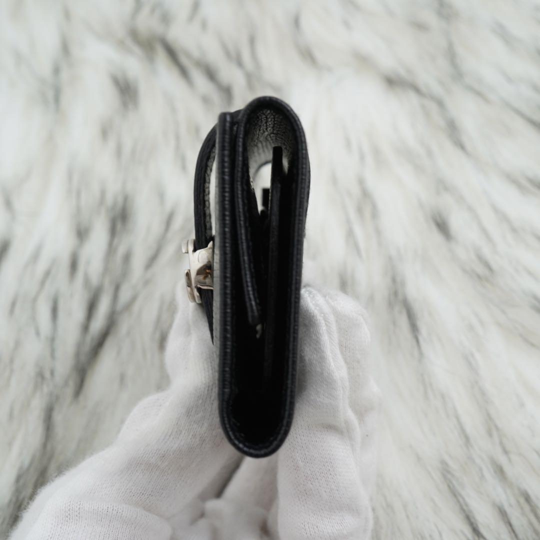 未使用品　箱付き　GUCCI グッチ　キーケース　GG柄　ロゴグラム　ブラック