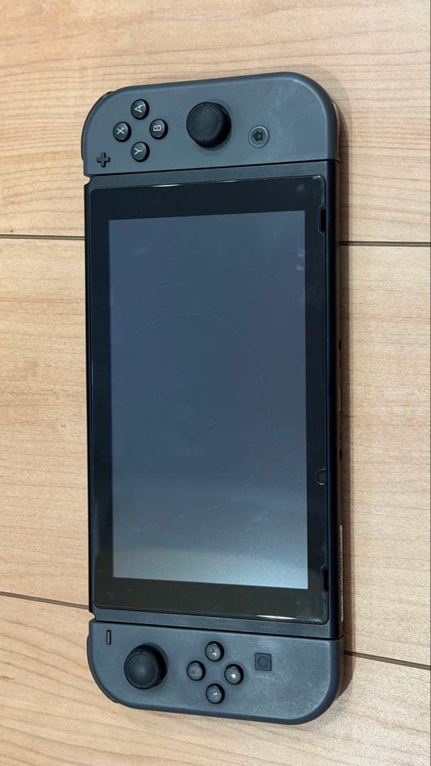 ぐ*ら様 Nintendo Switch グレー 本体と付属品＋コントローラーや