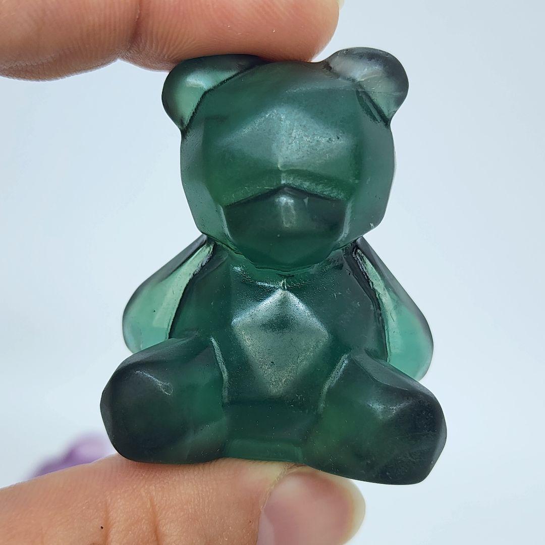 天然石フローライトの可愛いクマ彫刻 3色セット