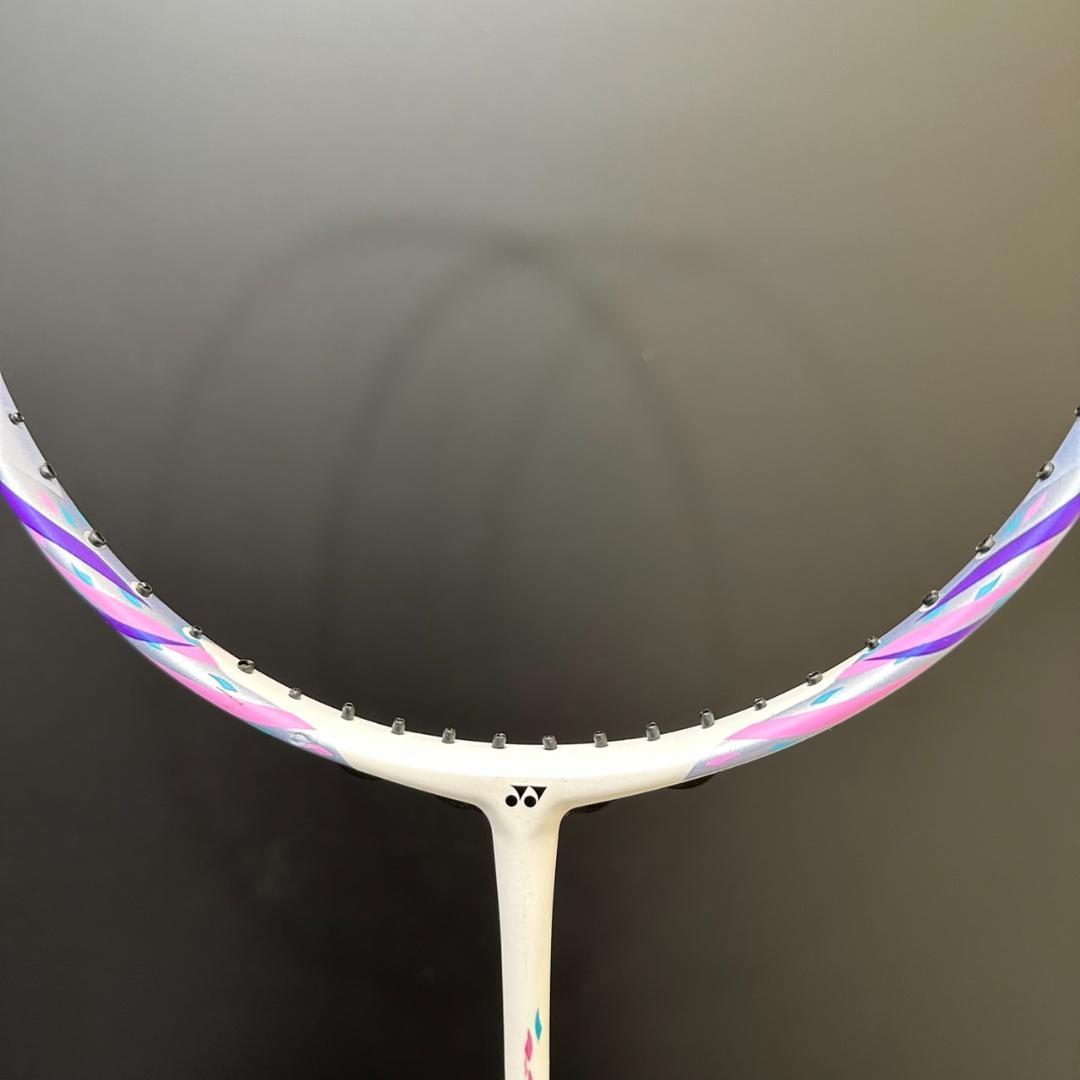 YONEX　ヨネックス　バトミントンラケット　ナノフレア１１１　MO-55