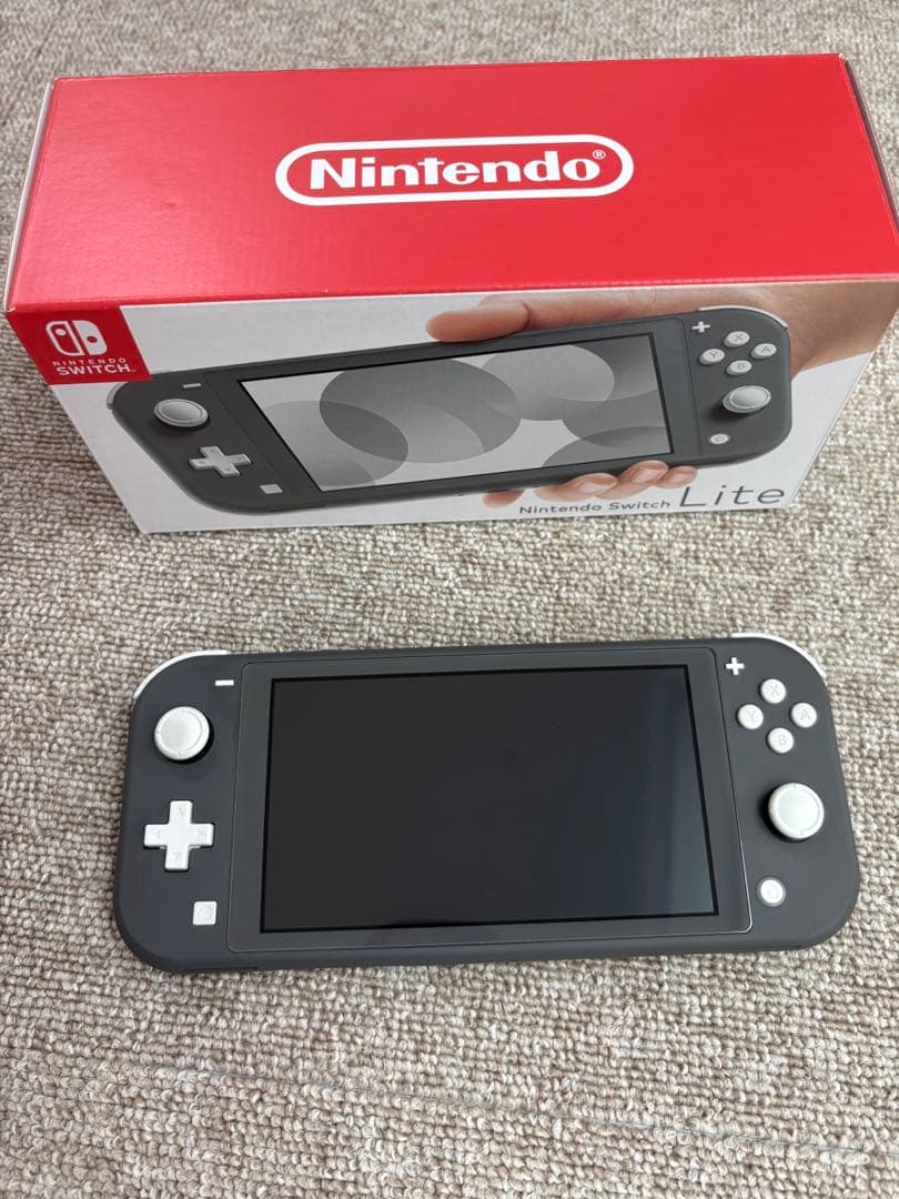 なまちゃ様用　Nintendo Switch lite 箱付き