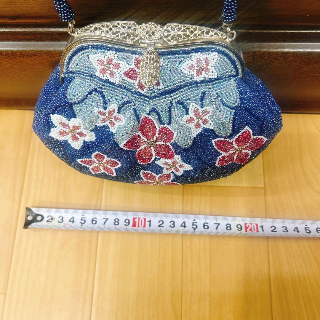 昭和レトロな花柄ビーズ刺繍クラッチバッグ　総ビーズ　ハンドバッグ