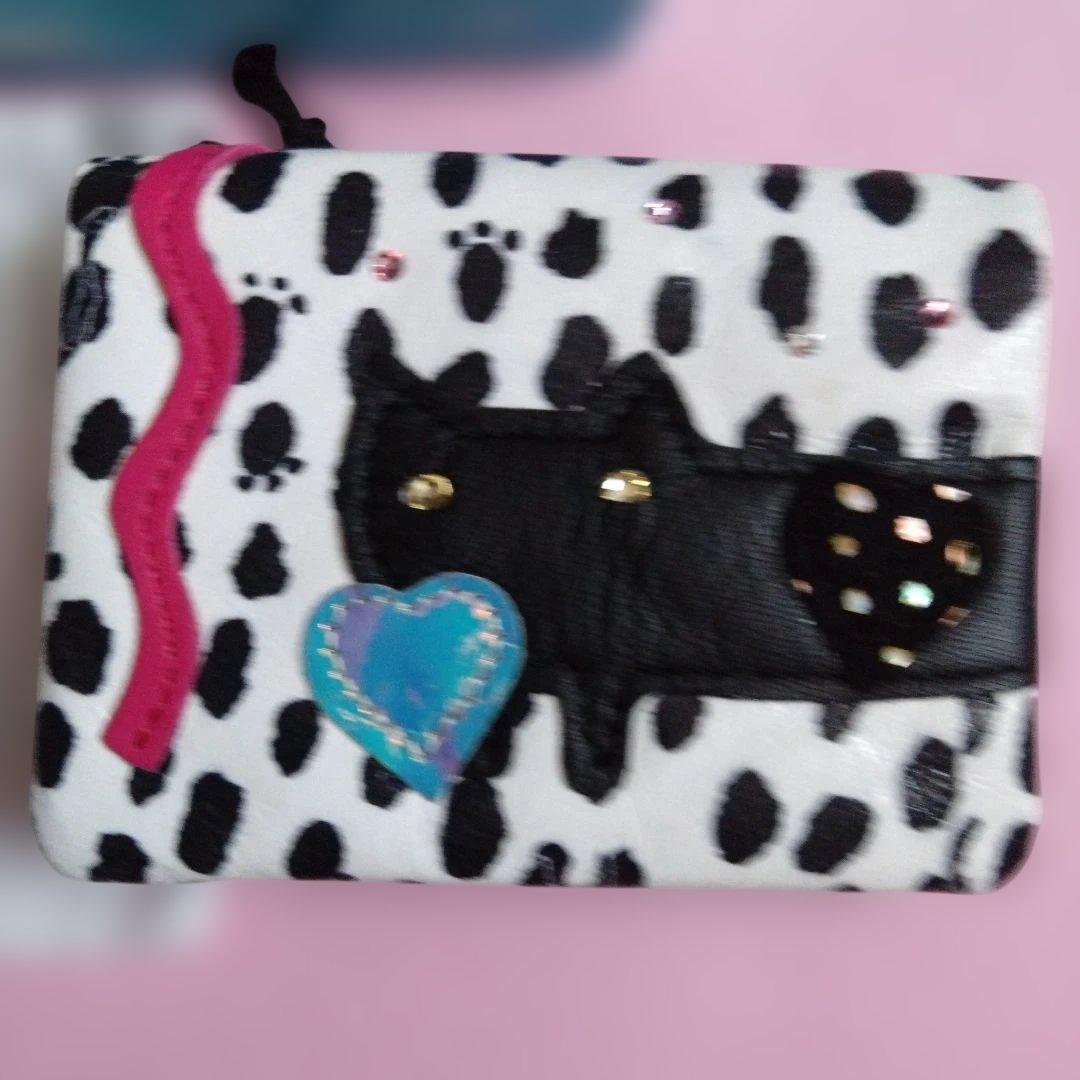未使用品tsumori chisato 猫モチーフ 名刺　カード多目的ケース