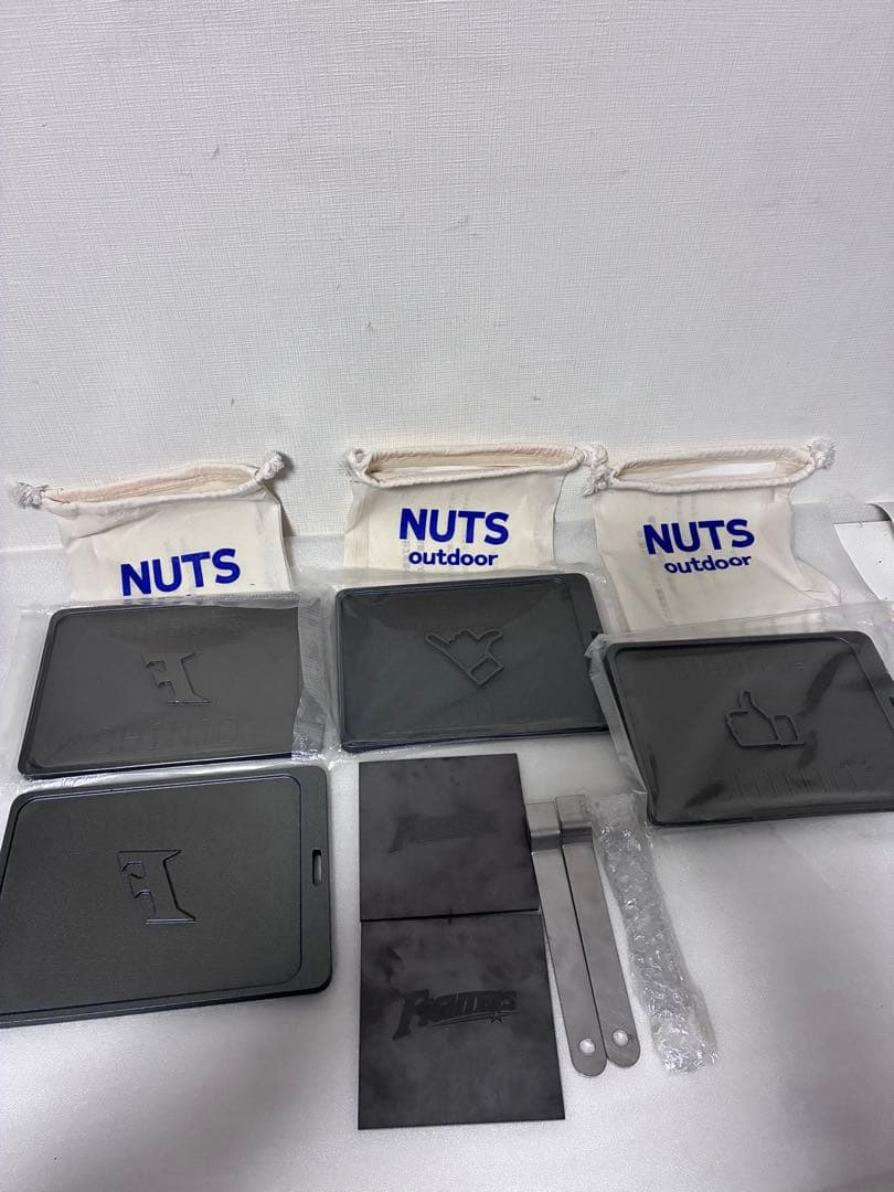 NUTS ナッツ アウトドア グリルプレート キャンプ調理 鉄板【未使用＆美品】