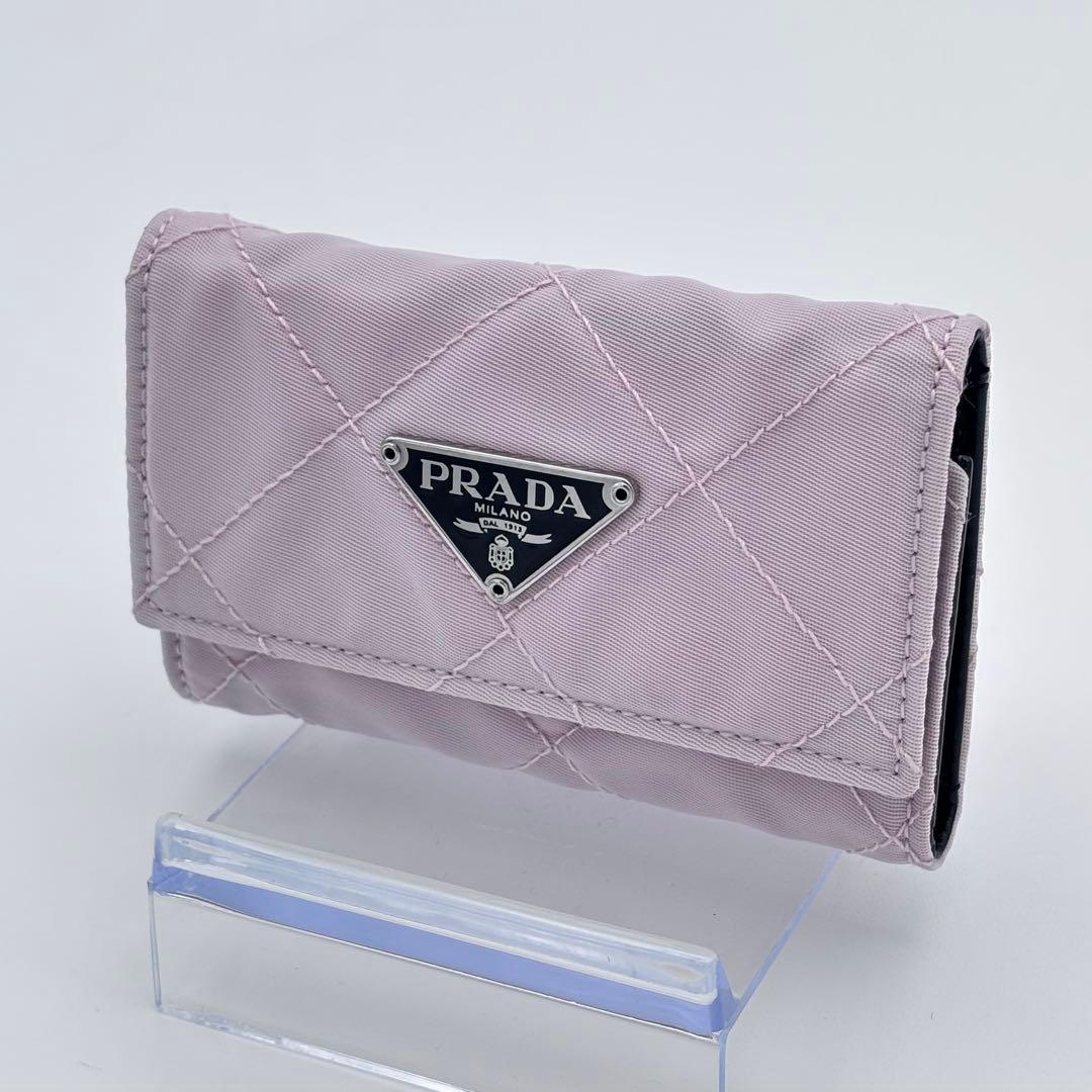 PRADA キルティング キーケース 正規品　6連キーケース 可愛い系