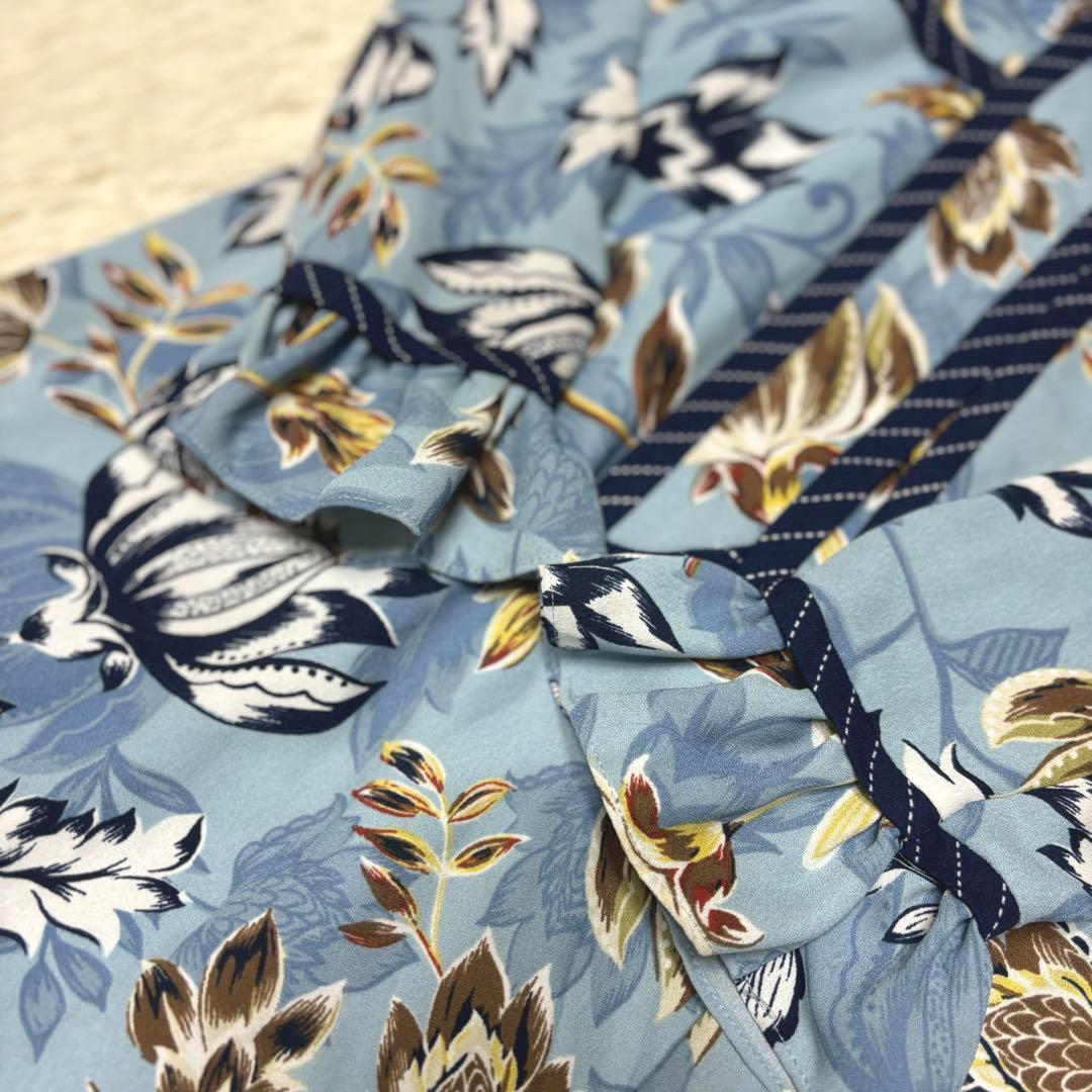 BCBG MAXAZRIA ロングワンピース　花柄　総柄　フラワー　ボウタイ