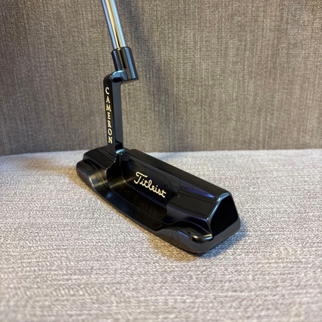 クラブ Scotty Cameron Classic Newport Gun Blue