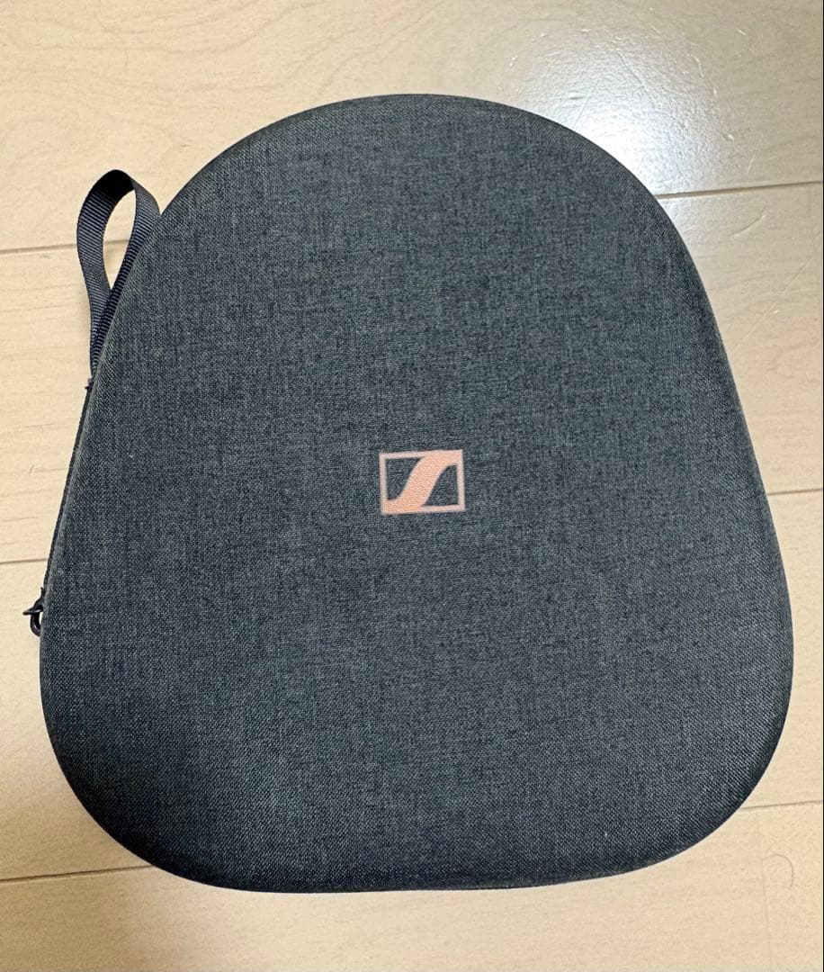 Sennheiser Momentum 4 ワイヤレスヘッドホン　※箱無し