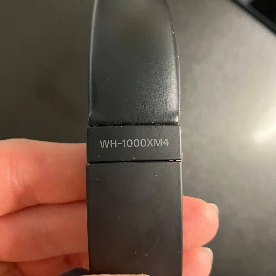 SONY WH-1000XM4 収納ケース付き