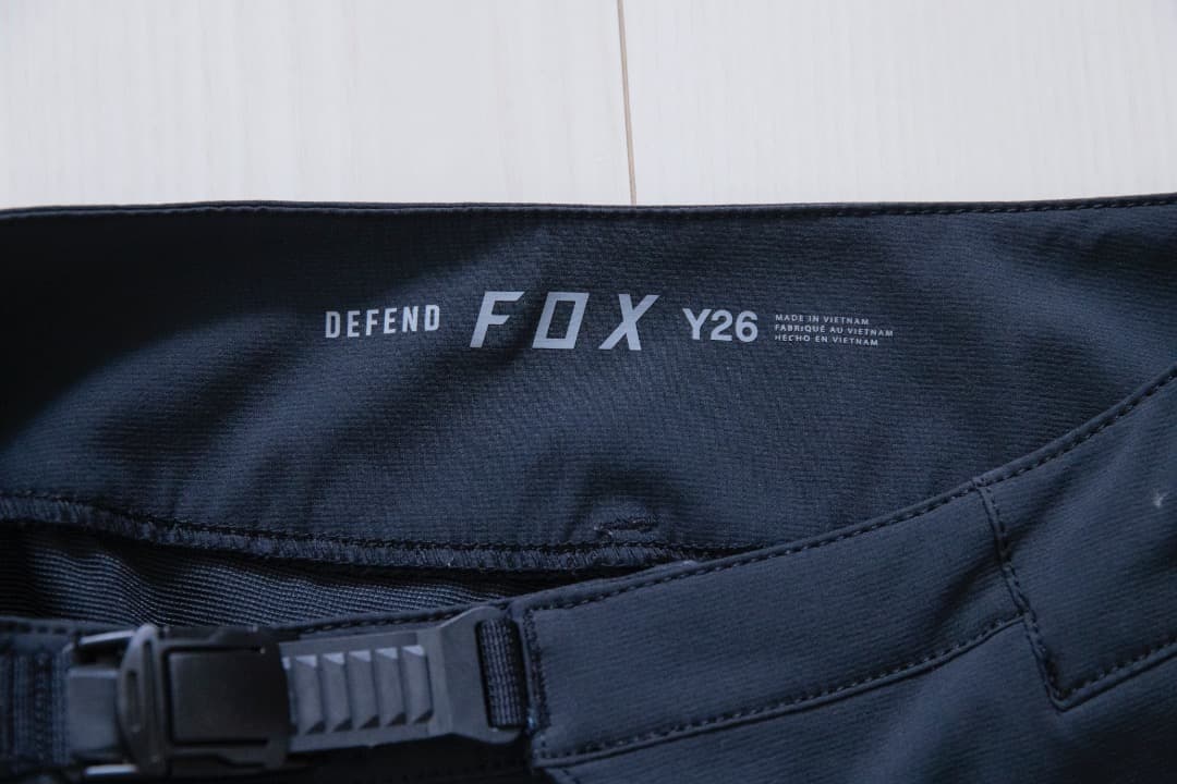 【美品】FOX DEFEND ユース ディフェンドパンツ ブラック 26インチ