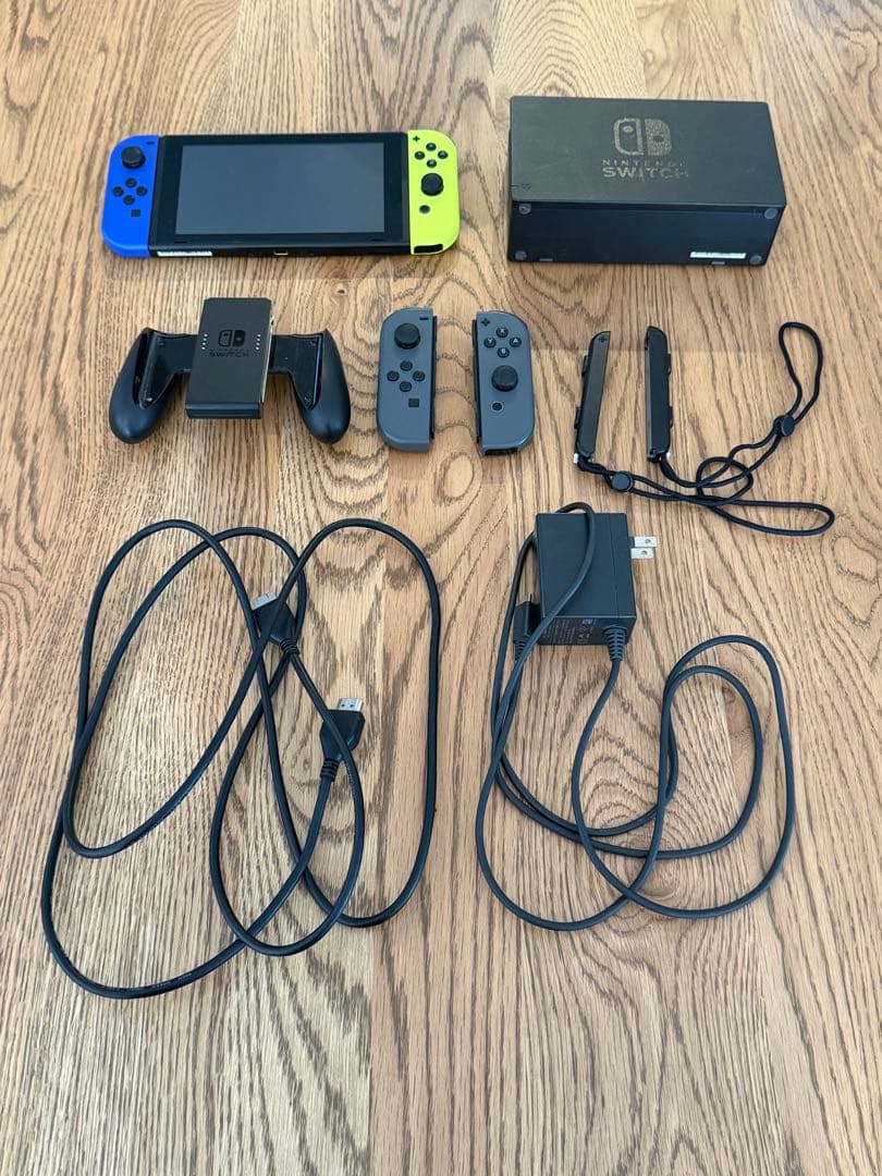 【専用】【箱・SDカード付】Nintendo Switch 本体 スイッチ
