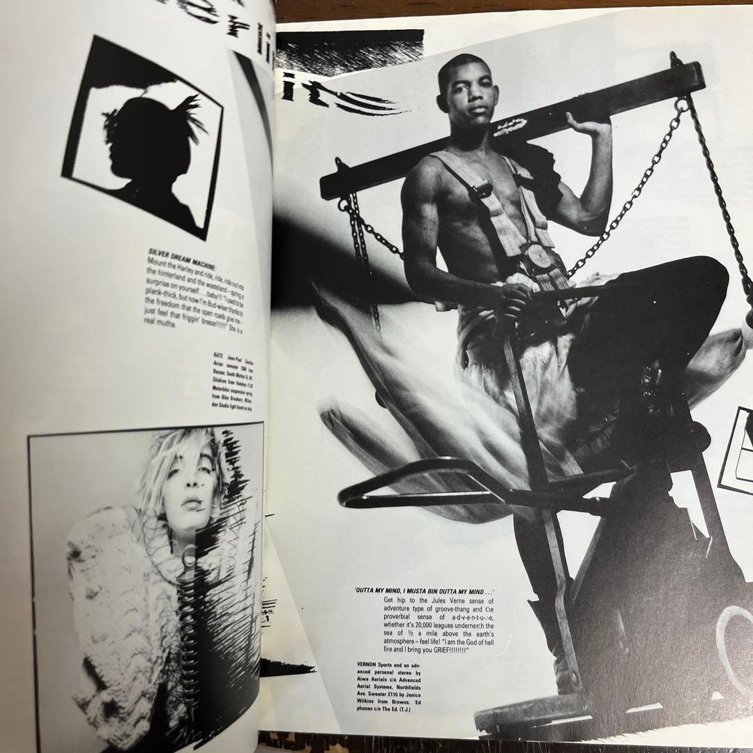 i-D Magazine N°32 Dec 1985 Jan 1986