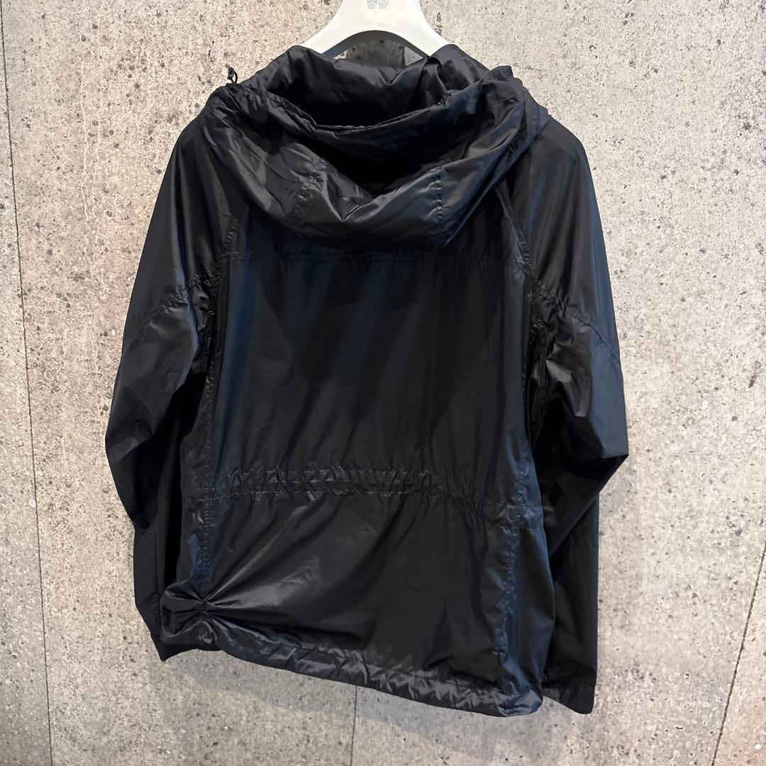 美品　ブリーフィング　フーディーブルゾン