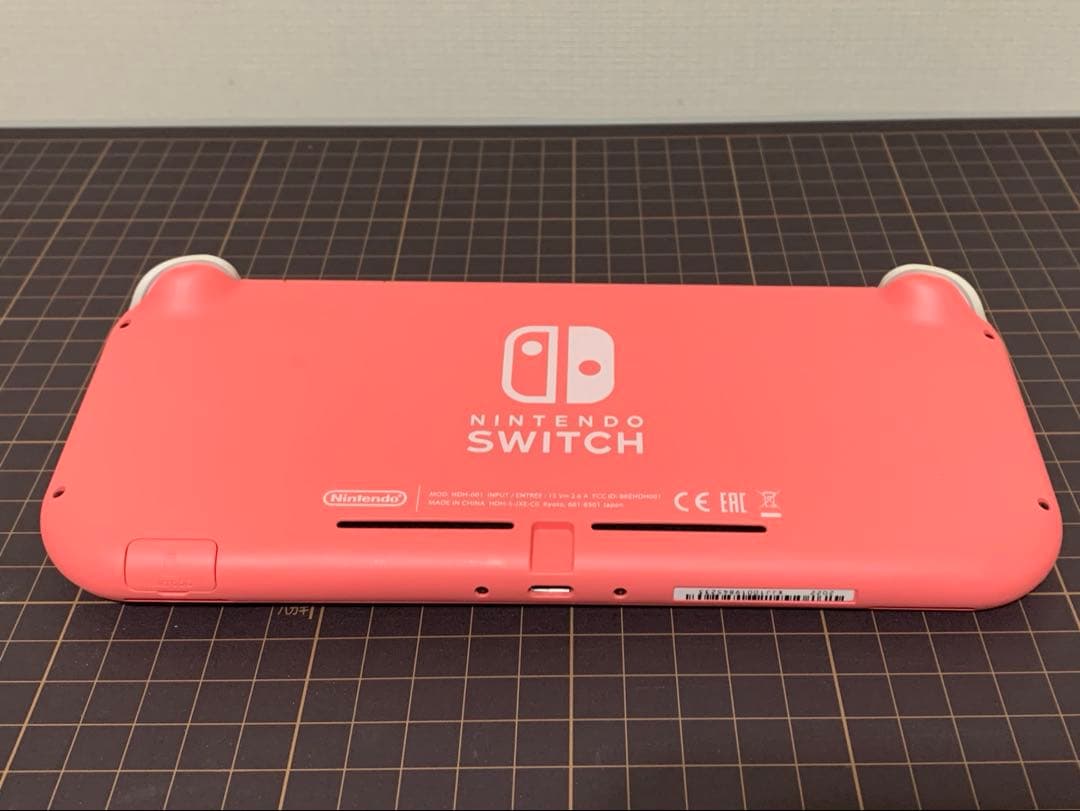 Nintendo Switch LITE コーラル ピンク