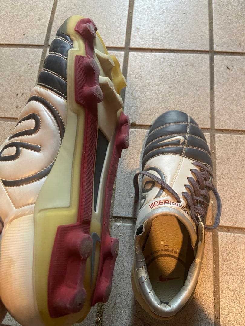 NIKEエアズームトータル90