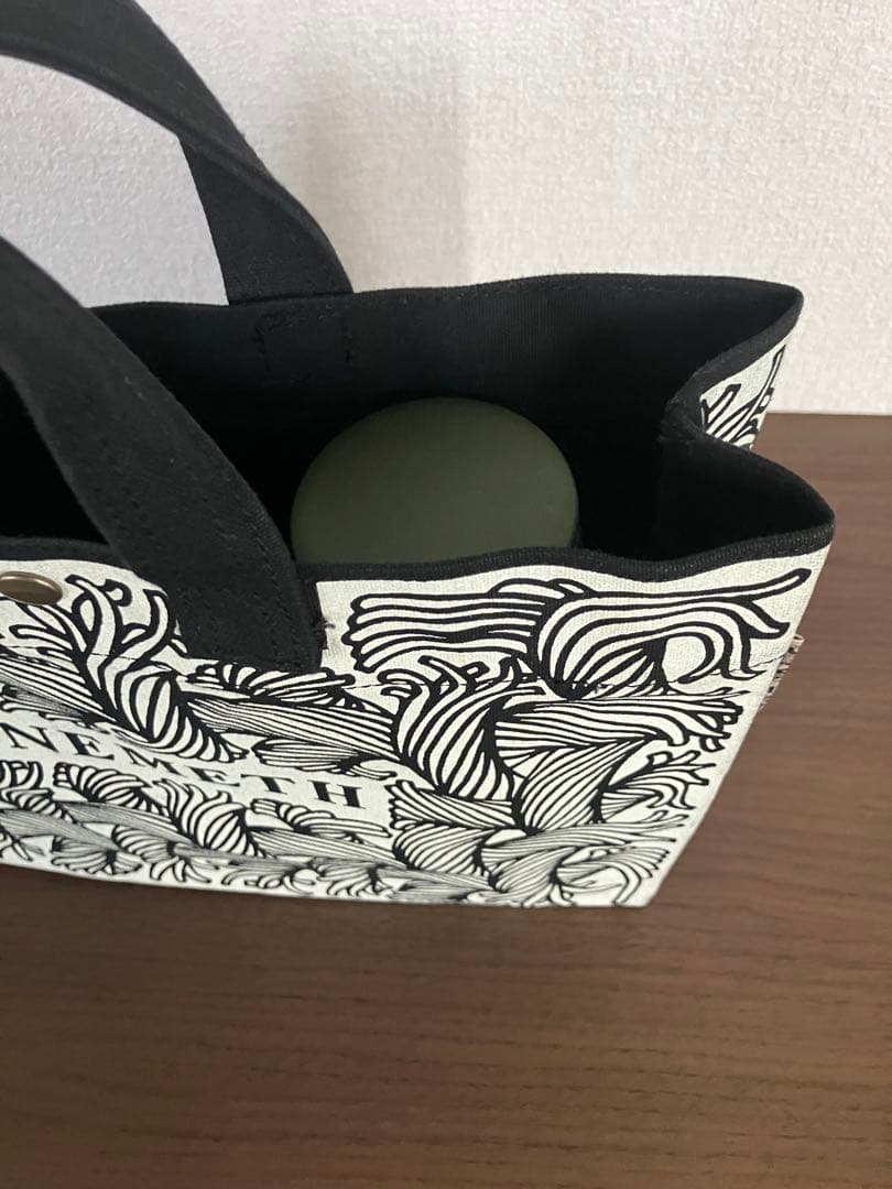 ひろ 【美品】クリストファー ネメス 縄柄トートバッグ