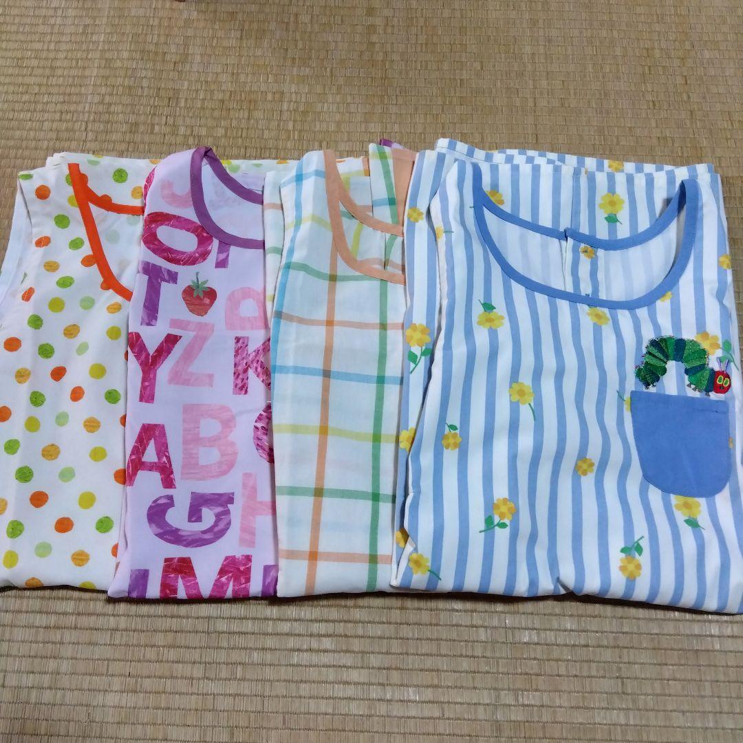 ちゃとら！ はらぺこあおむし、カラフルエプロンセット 4枚組