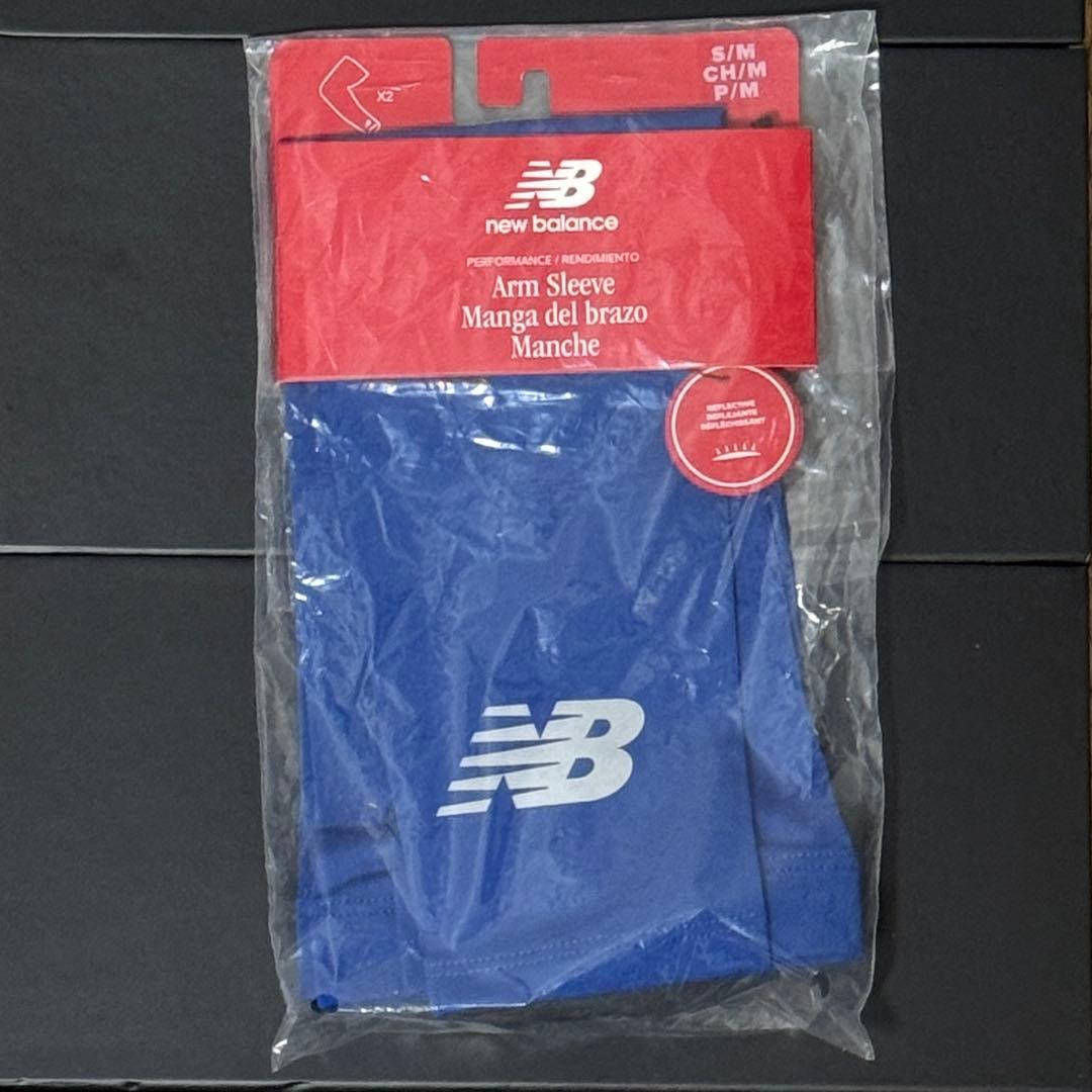 新品 New Balance アームスリーブ ブルー S/Mサイズ 限定