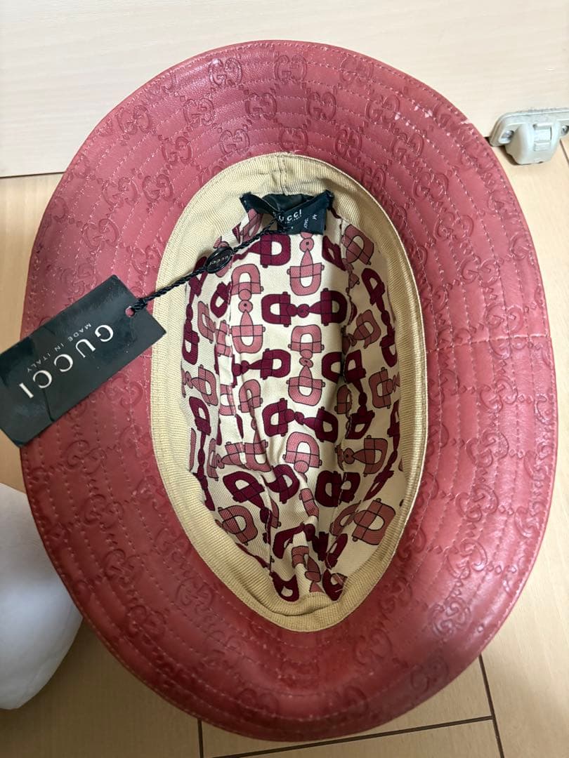 GUCCI バケットハット 赤 タグ付き