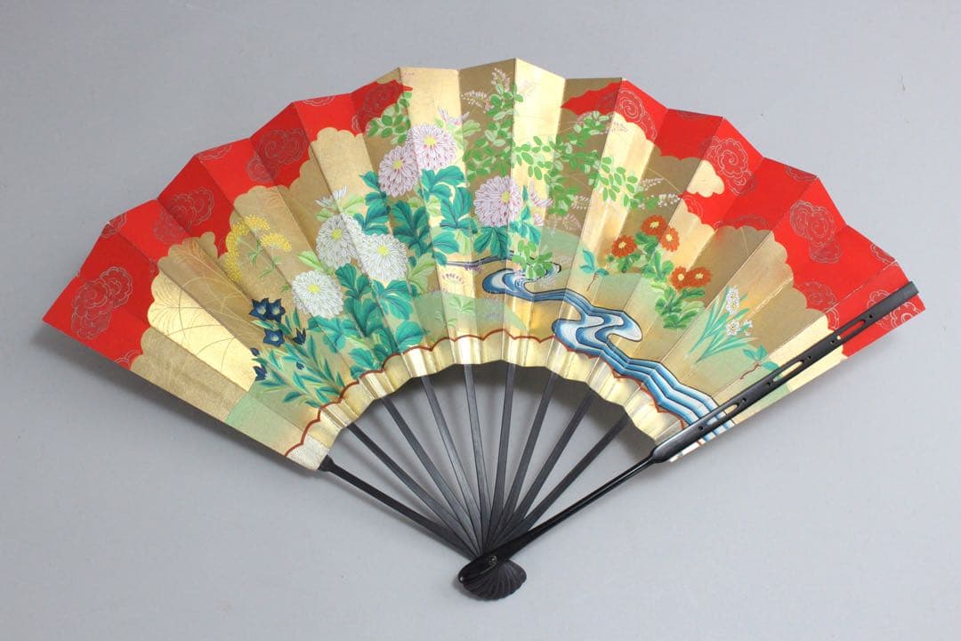 No4593 京都十松屋福井謹製　妻朱金地草花流水文　舞扇　木箱付　送料無料