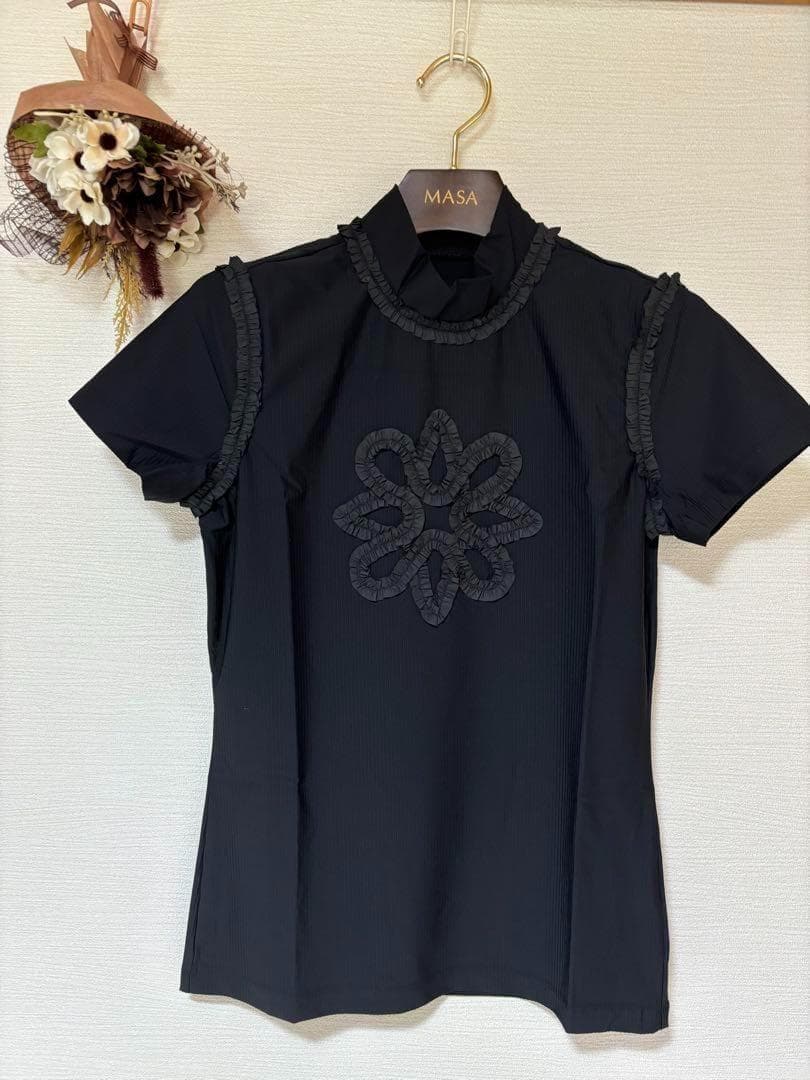 【新品】サウスケープゴルフウェア　ハイネック花モチーフM⚫︎トップス　半袖