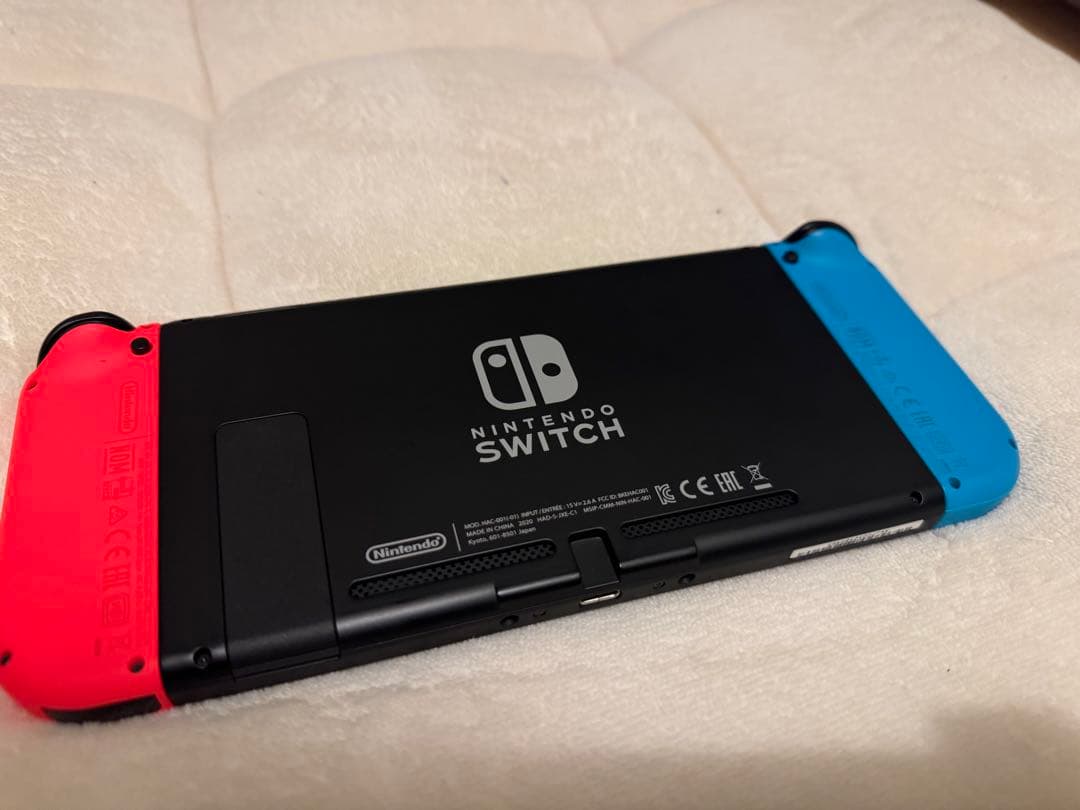 Nintendo Switch バッテリー強化版　ケース付き