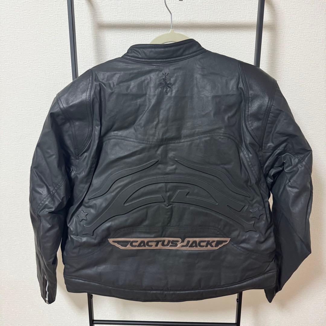 ジョーダン × トトラヴィス・スコット ワックスド ジャケット