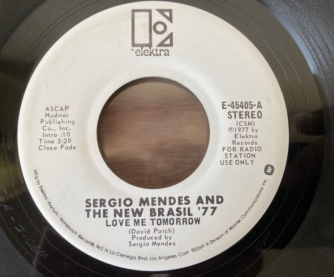 極レアUS白プロモ　Sergio Mendes/Love Me Tomorrow