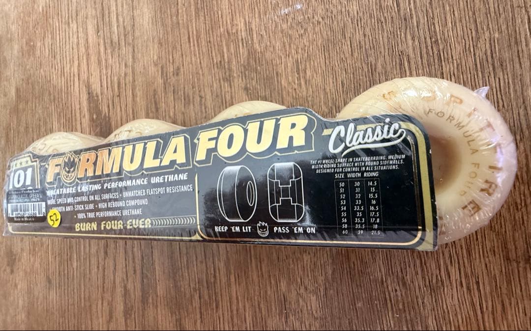 SPITFIRE FORMULA FOUR 52mm 101A グリーン