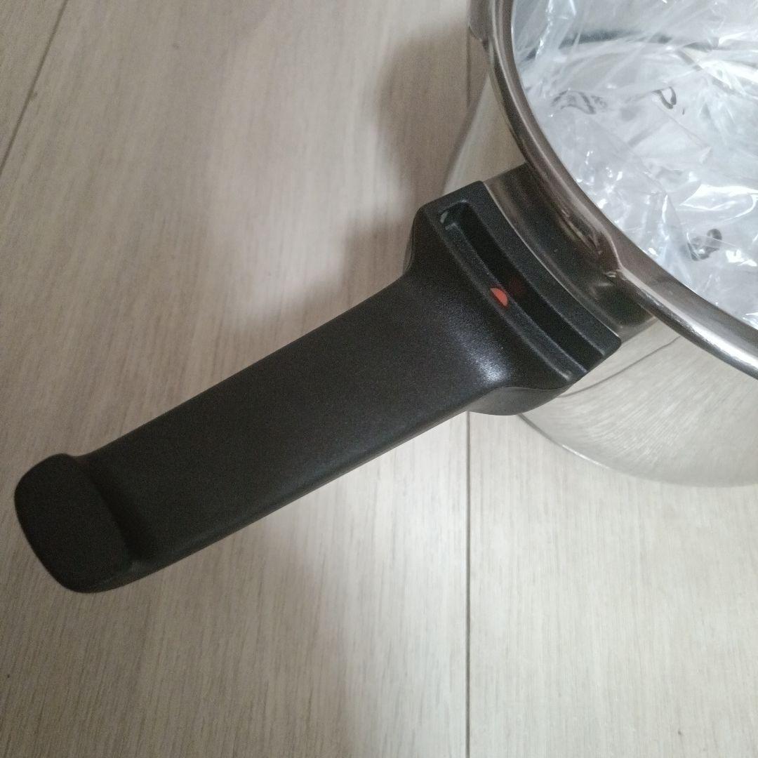 未使用品フィスラー 圧力鍋 2.5L