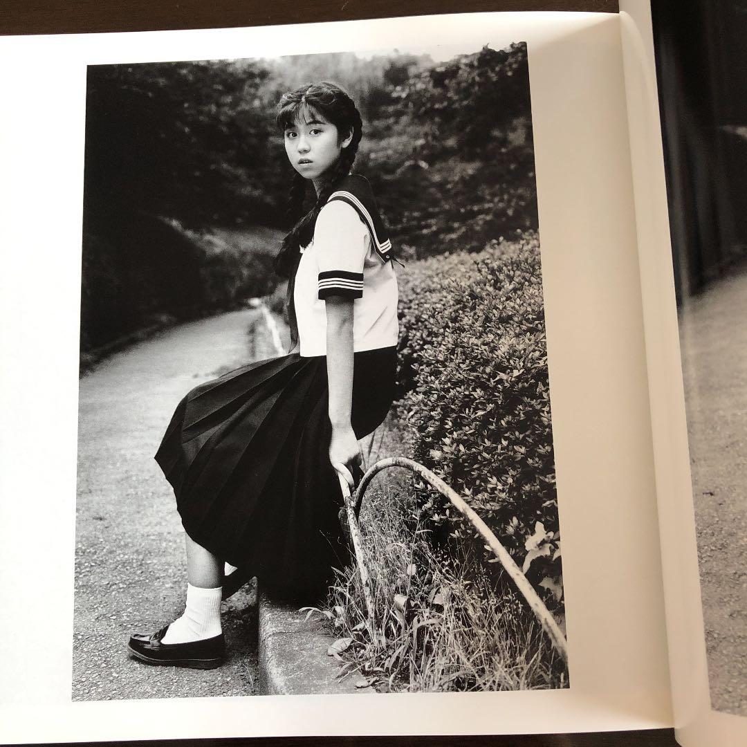 荒木経惟作品　 制服の㊙︎処女