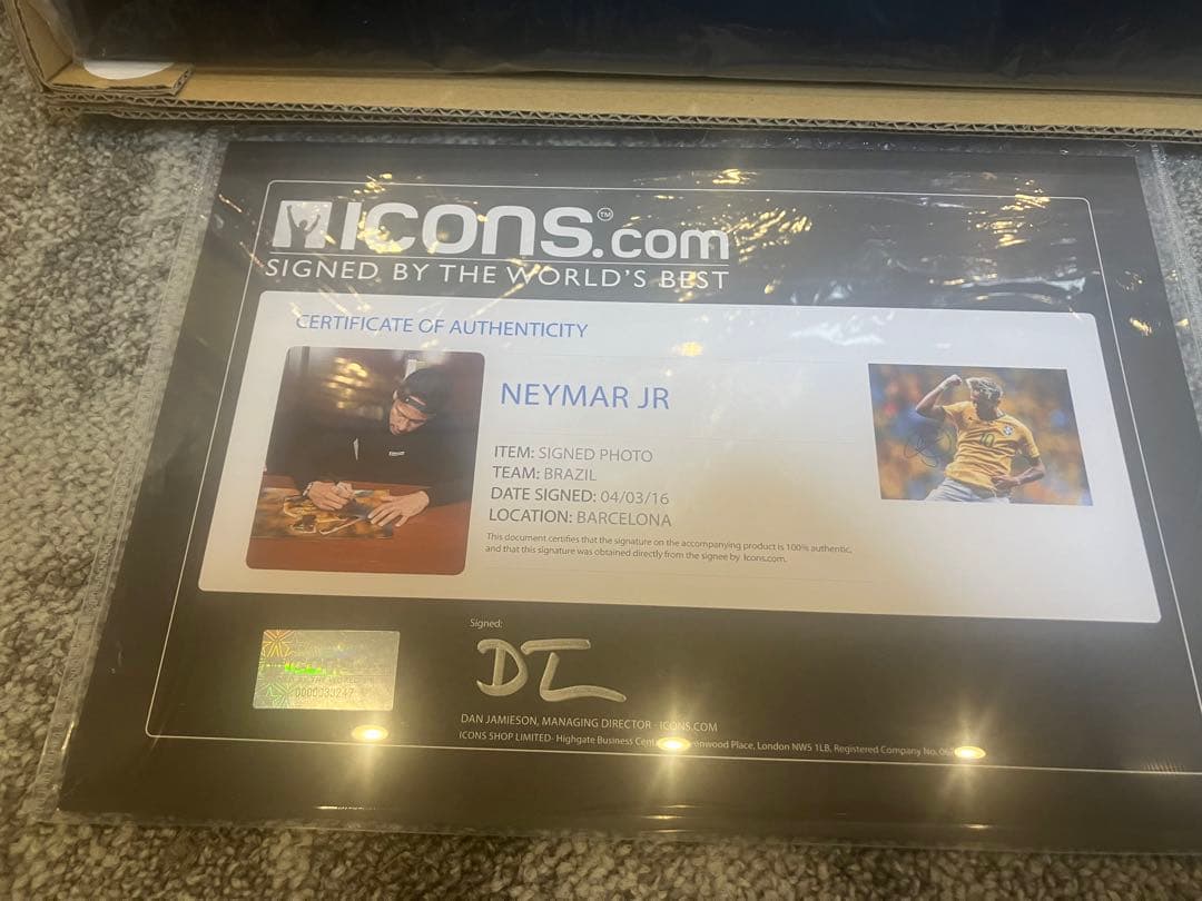 ICONS ネイマール 直筆サイン入り フォトフレーム