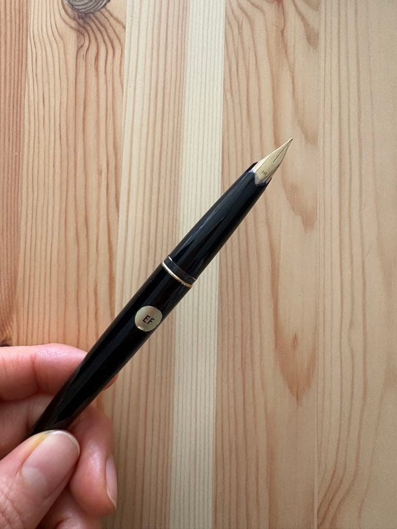 MONT BLANC 万年筆 EF 黒　14k（585）インク付