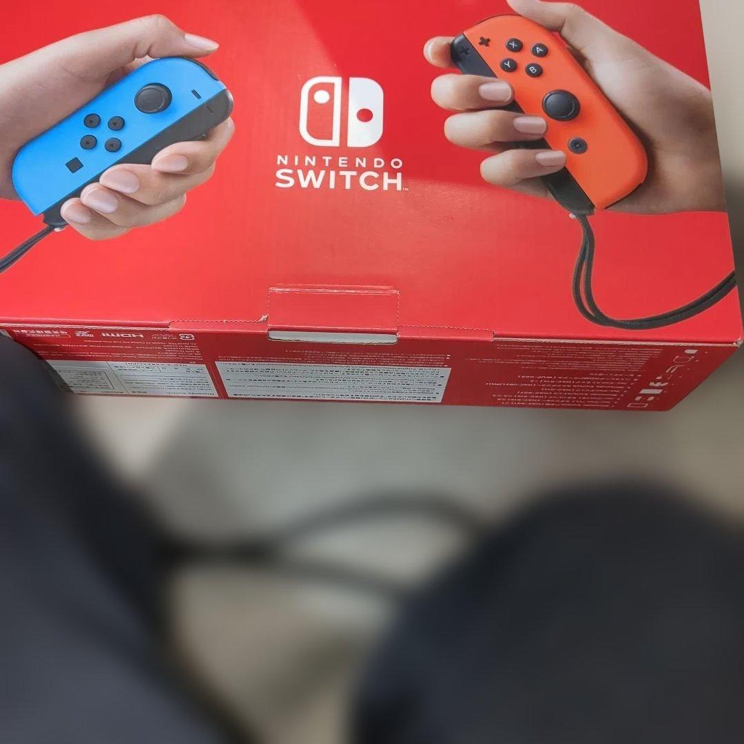ほぼ未使用　美品　Nintendo Switch 本体バッテリー強化版
