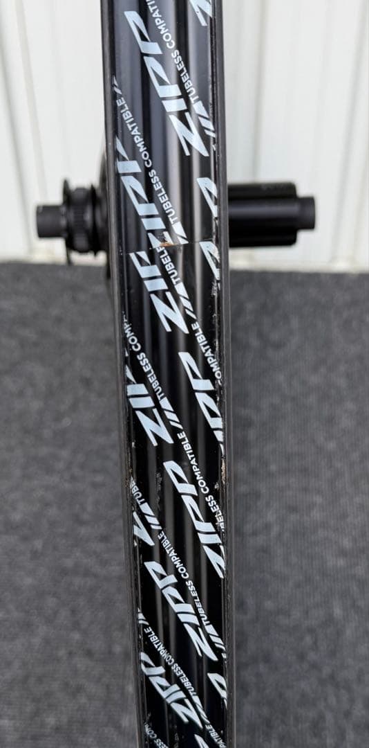 ZIPP 404 Firecrest フックレスホイール　シマノ11〜12速
