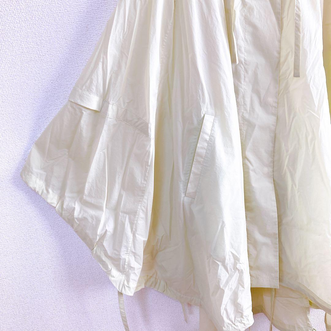 【emmi atelier】　人気　撥水　ポンチョコート　フーテッド　メッシュ
