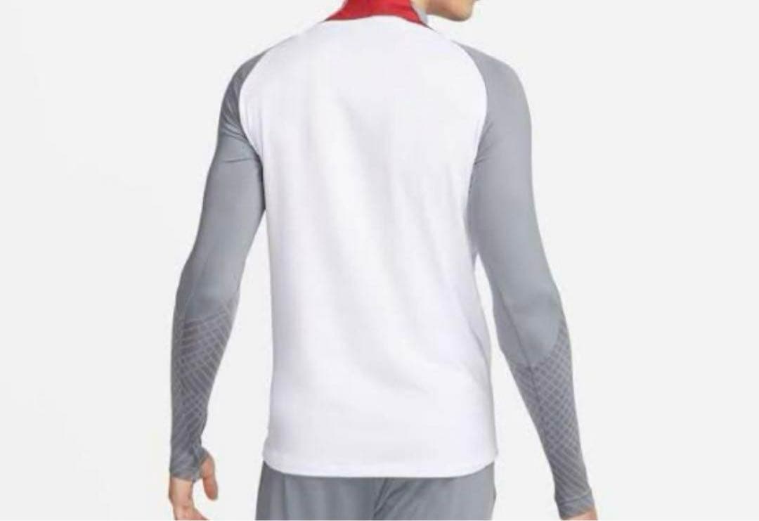 ⭐️新品未使用 リヴァプール⭐️ ナイキ DRI-FIT ストライク サイズXL