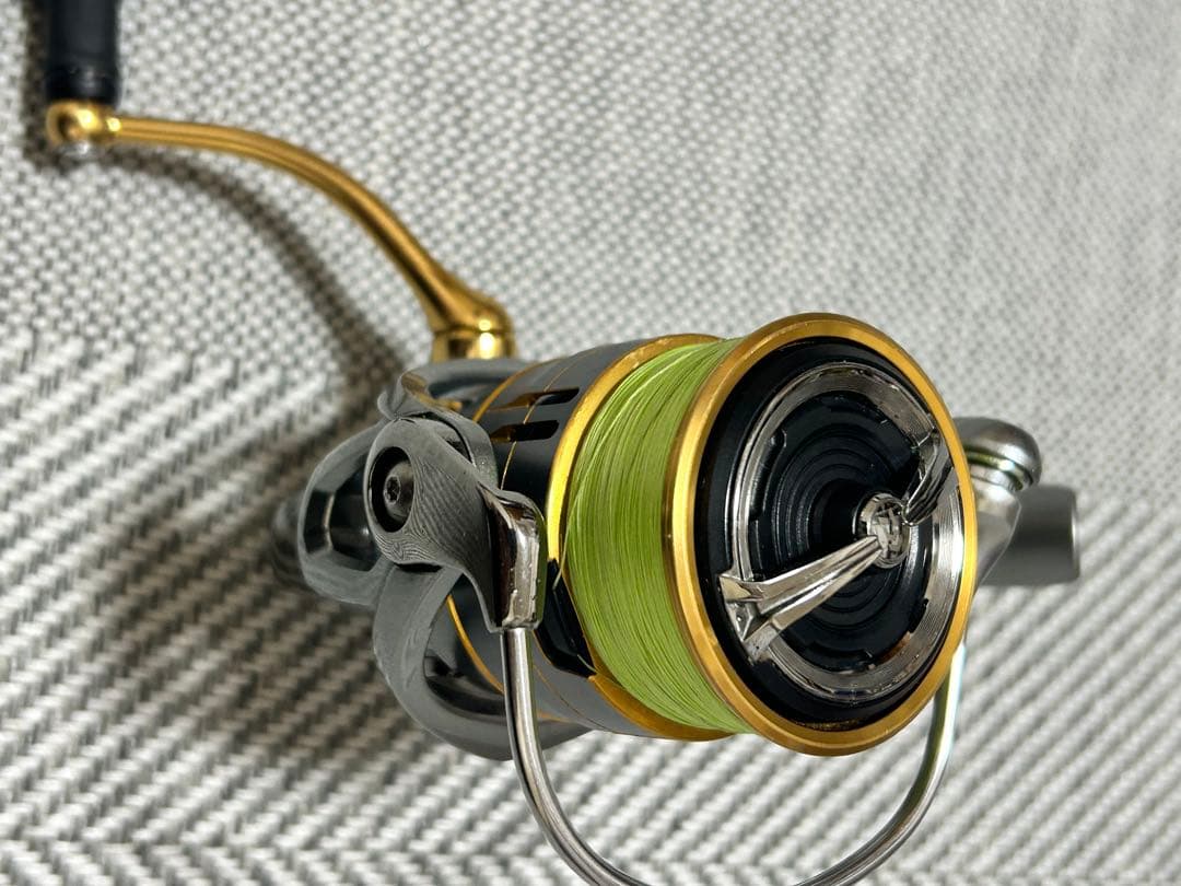 フリームス18 LT3000S-CXH スピニングリール