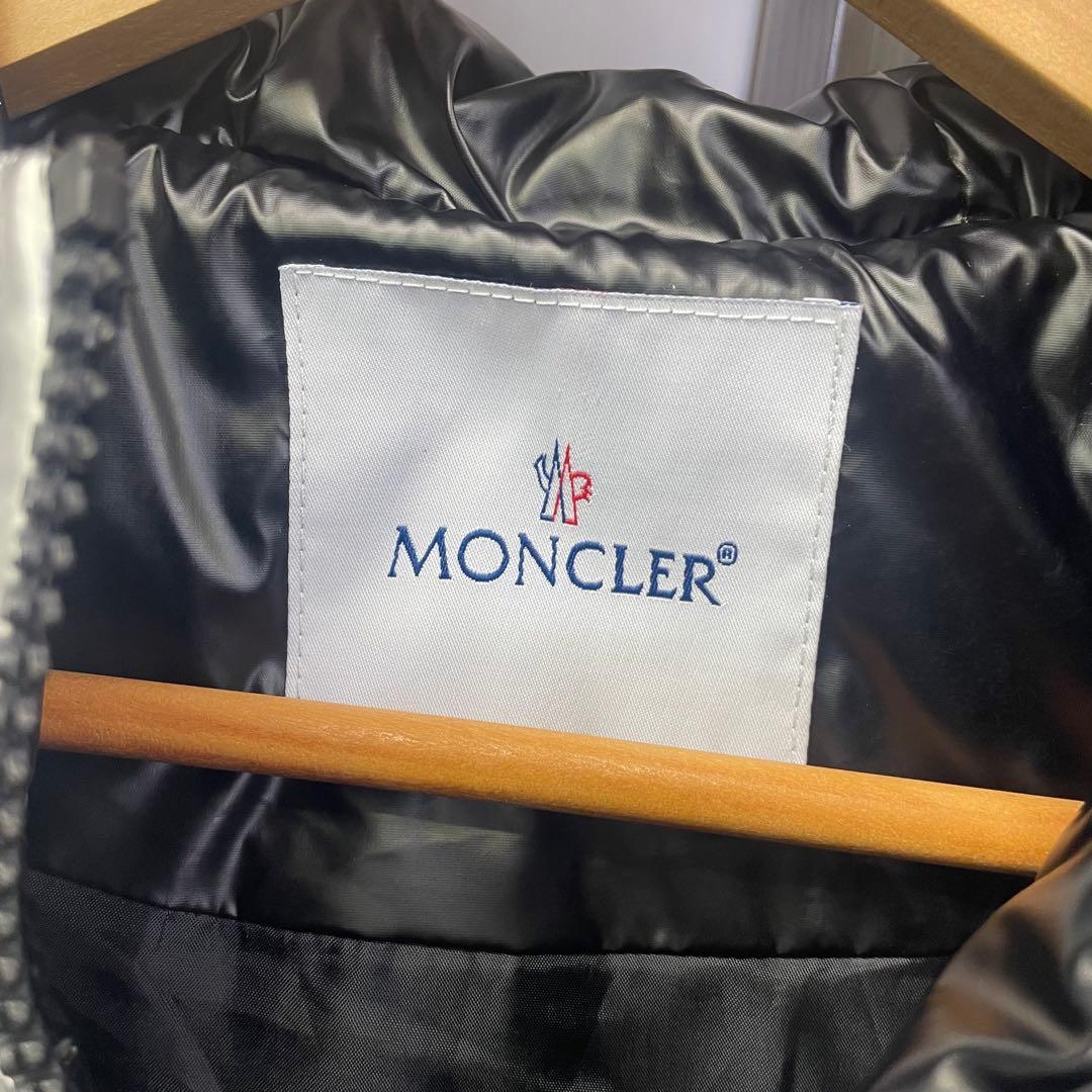 マ*ト様 MONCLER FRGMT-011M コラボダウンベスト