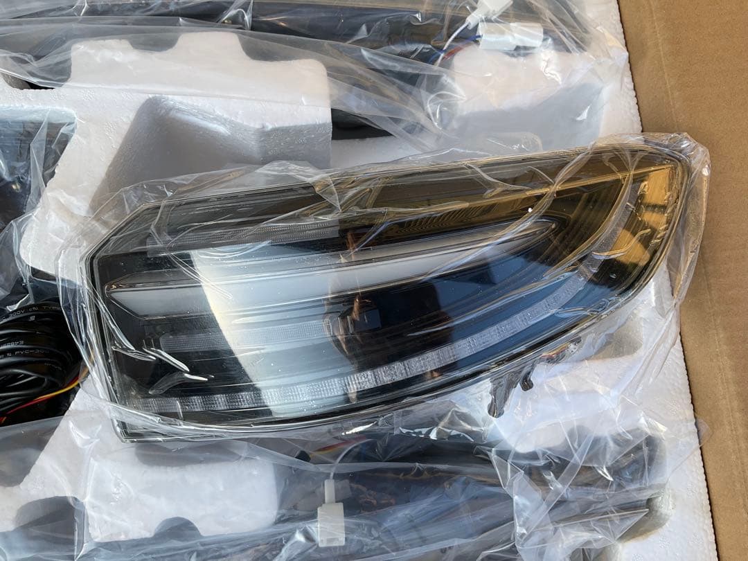 neo　ホンダ ヴェゼル VEZEL RV系前期テールランプ テールライト